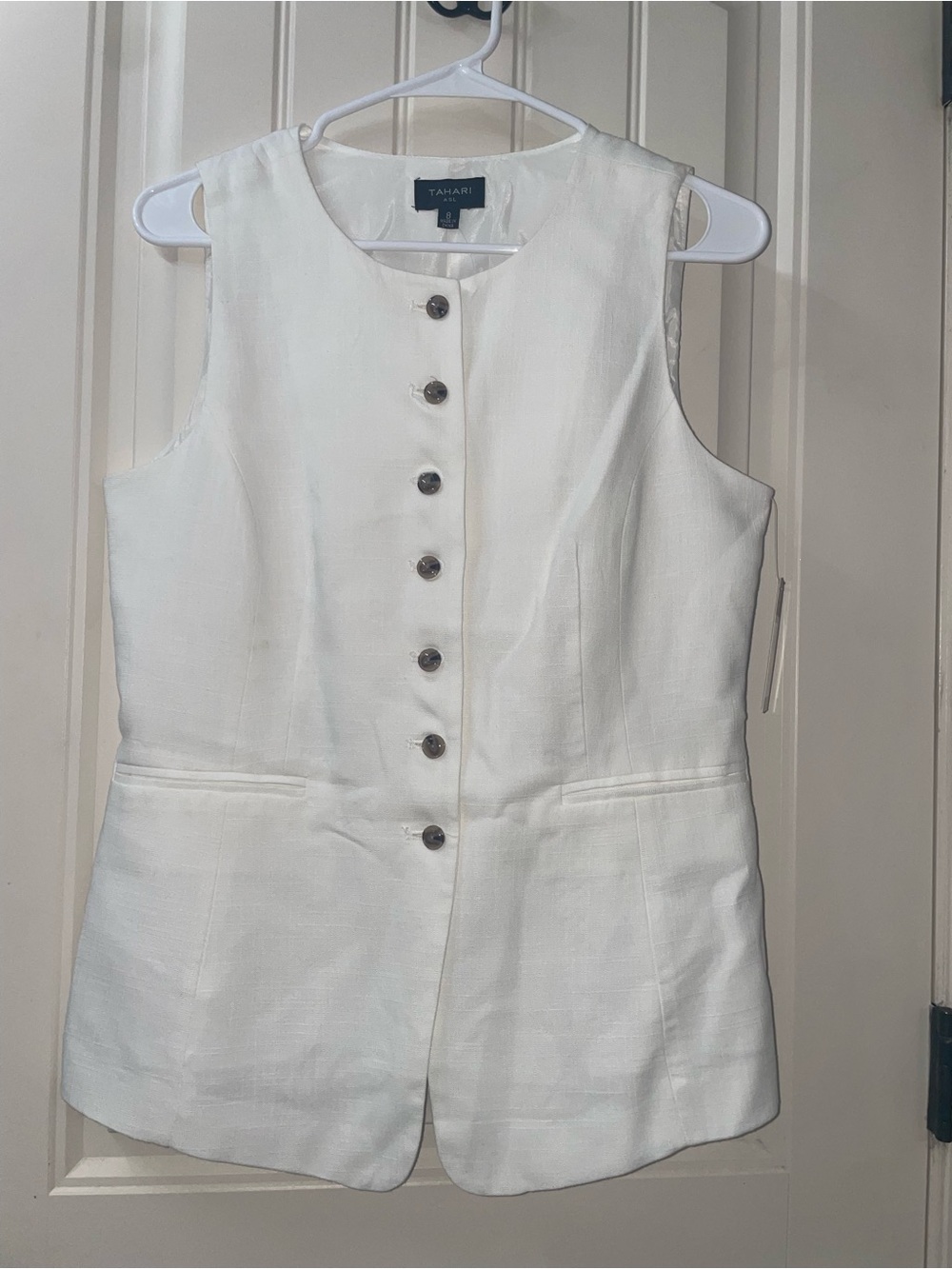 Tahari White Sleeveless Button-Front Tailored Vest